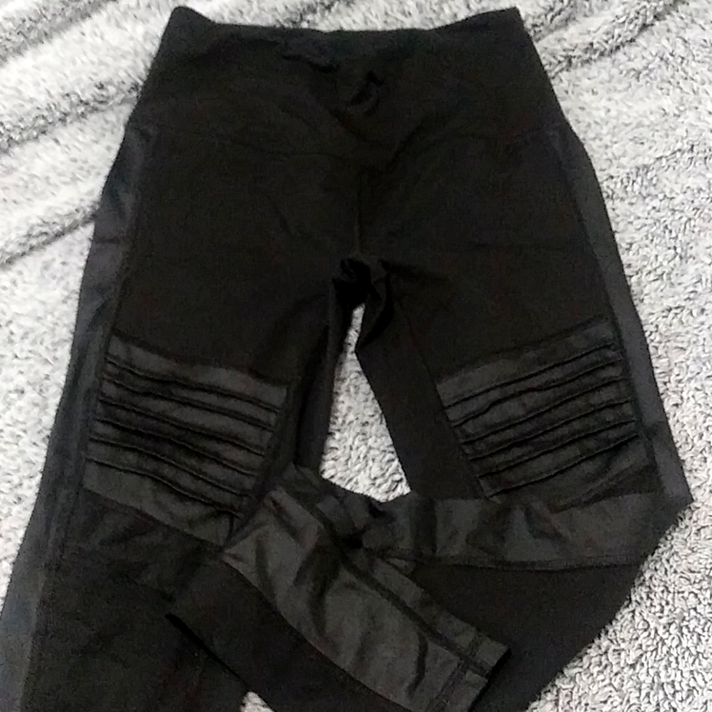 Victoria Secret Sport knock out